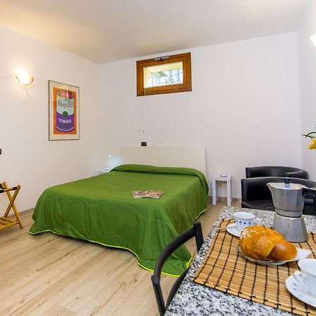 Ferienwohnung Il Borgo Monolocali Bellagio Exterior foto