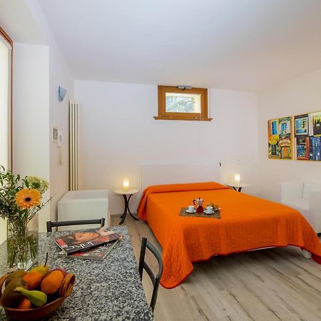 Ferienwohnung Il Borgo Monolocali Bellagio Exterior foto